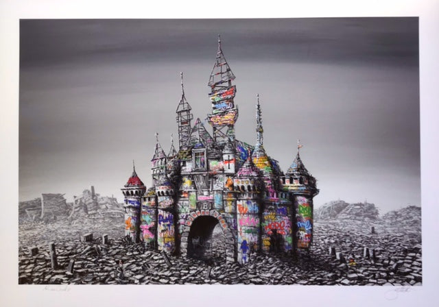 DISMAYLAND CASTLE